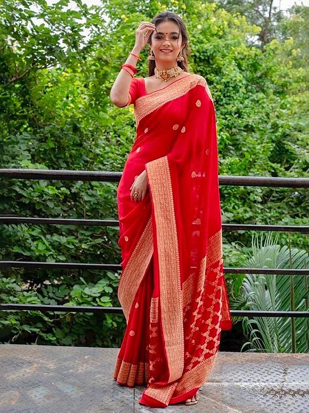 

Anjaneya Sarees Woven Design Zari Silk Blend Banarasi Saree, Red