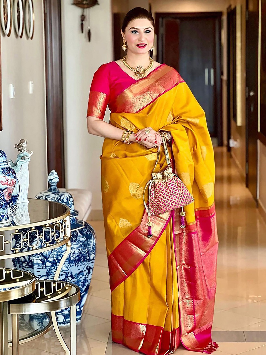 

Anjaneya Sarees Woven Design Silk Blend Banarasi Saree, Yellow