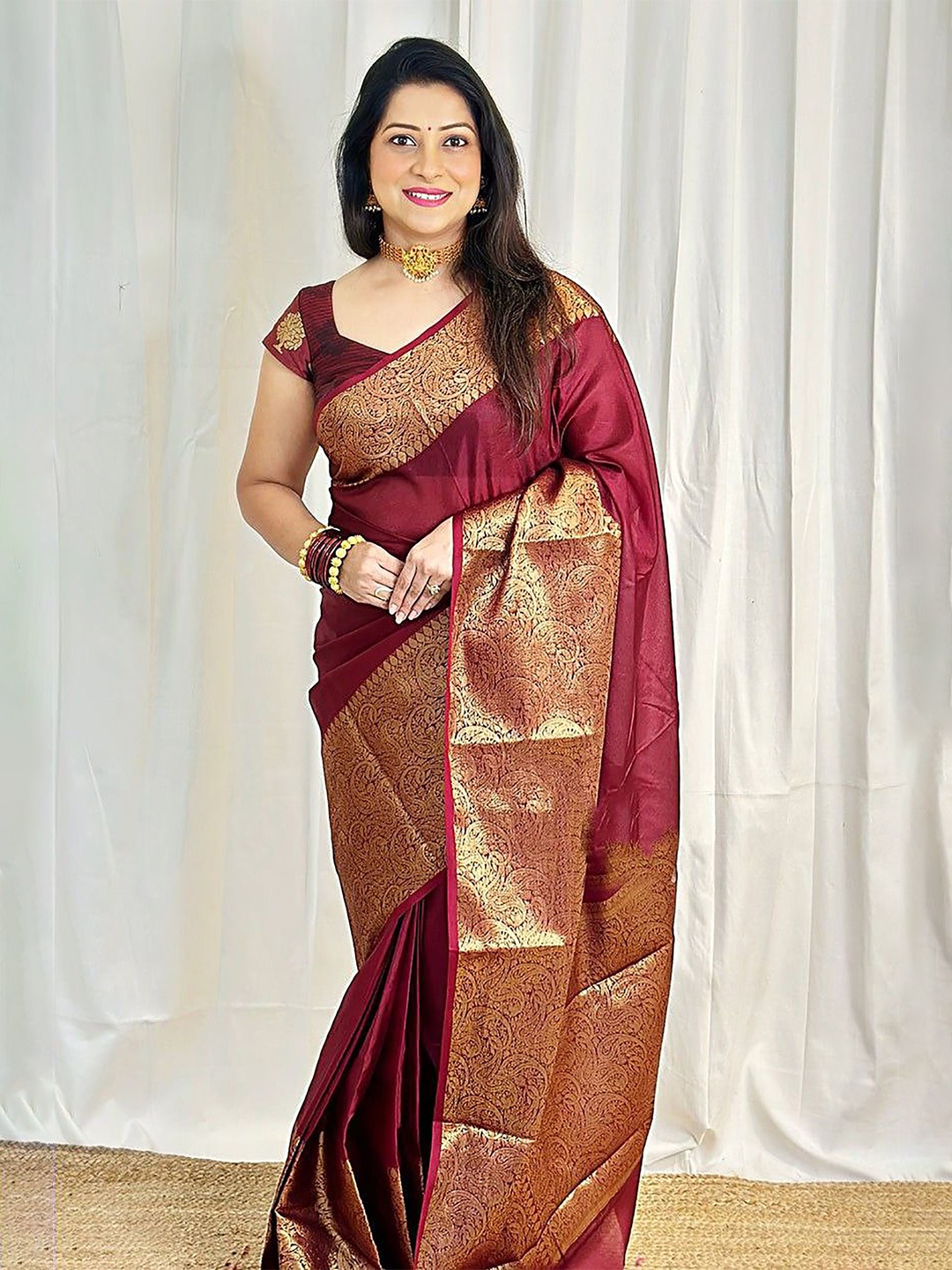 

Anjaneya Sarees Woven Design Zari Silk Blend Banarasi Saree, Maroon