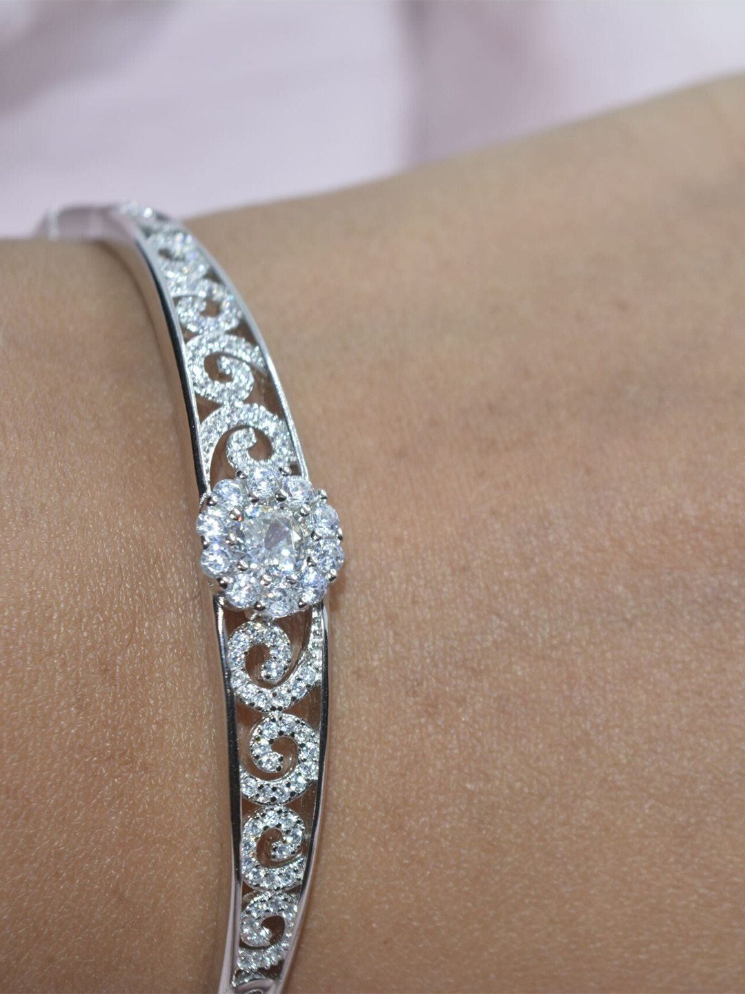 

Luxevogue Women Sterling Silver Cubic Zirconia Rhodium-Plated Bangle-Style Bracelet