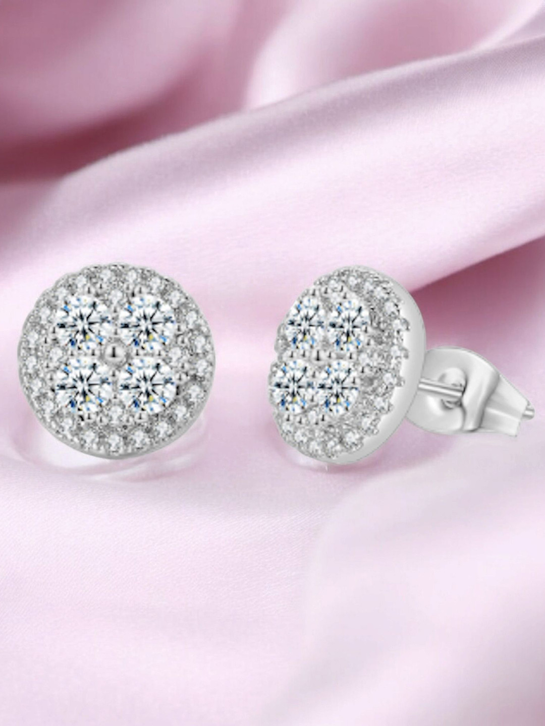 

Nilu's Collection Contemporary Studs Earrings, Silver