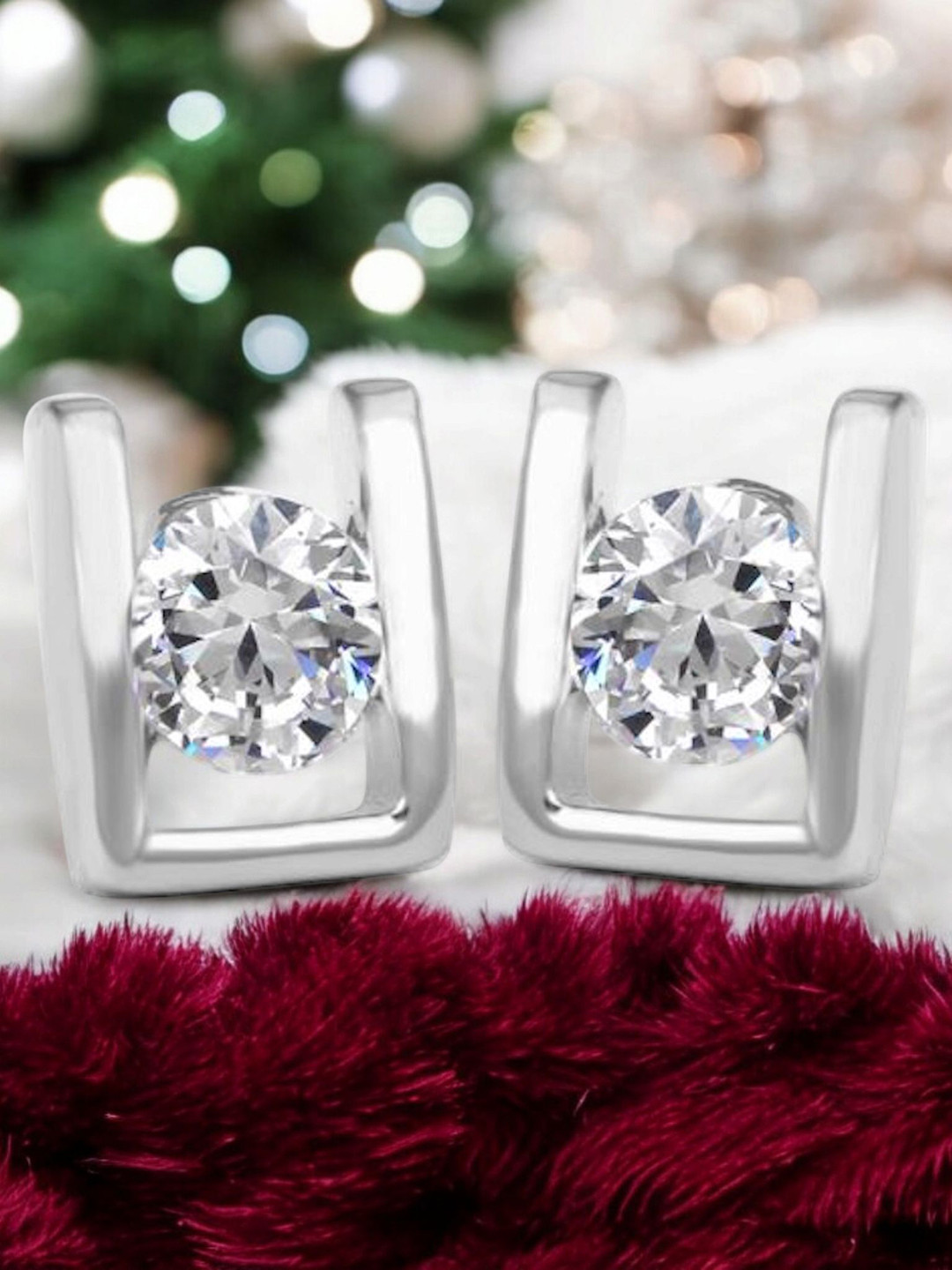 

Nilu's Collection Contemporary Studs Earrings, Silver