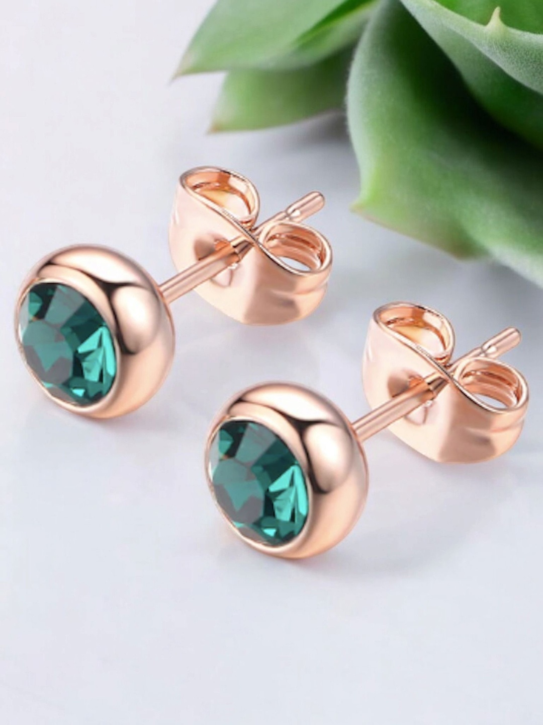 

Nilu's Collection Contemporary Studs Earrings, Multi