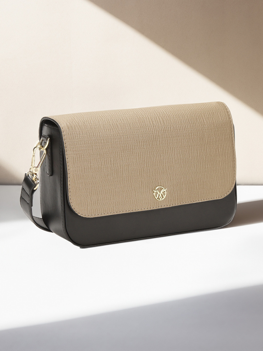 

Monrow Women Solid Crossbody Sling Bag, Black