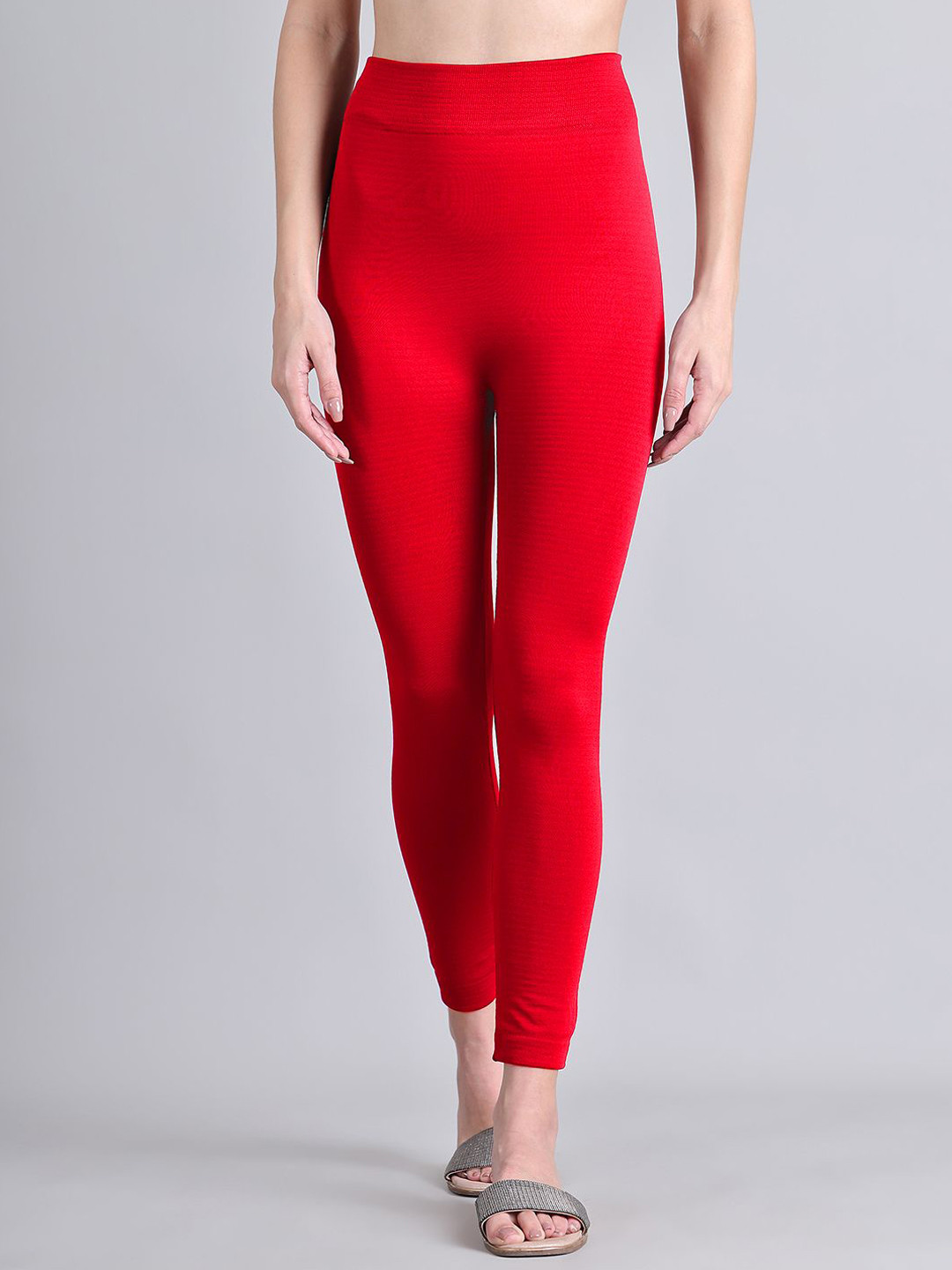 

GRACIT Women Mid-Rise Ankle-Length Leggings, Red