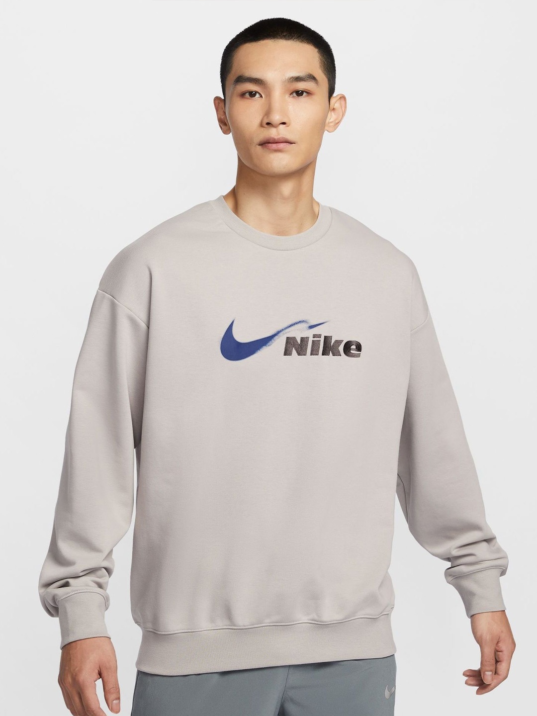 

Nike Track Club Men's Dri-FIT Fleece Running Crew-Neck Sweatshirt, Grey