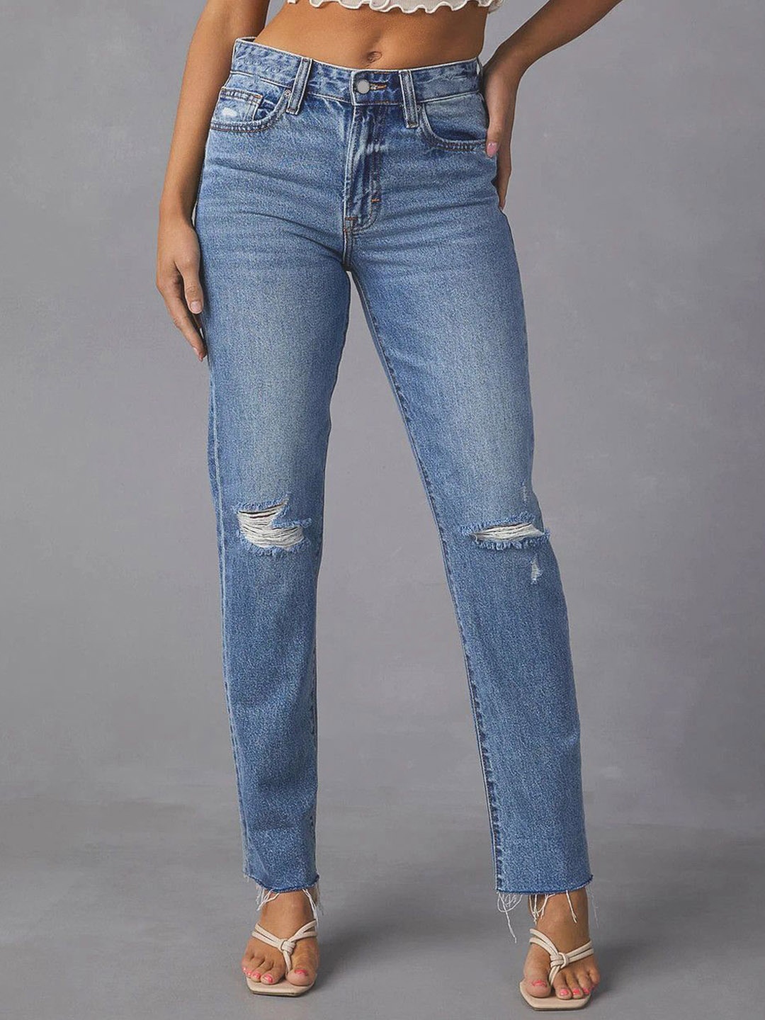 

The Roadster Lifestyle Co Women Slim Fit Mid-Rise Slash Knee Jeans, Blue