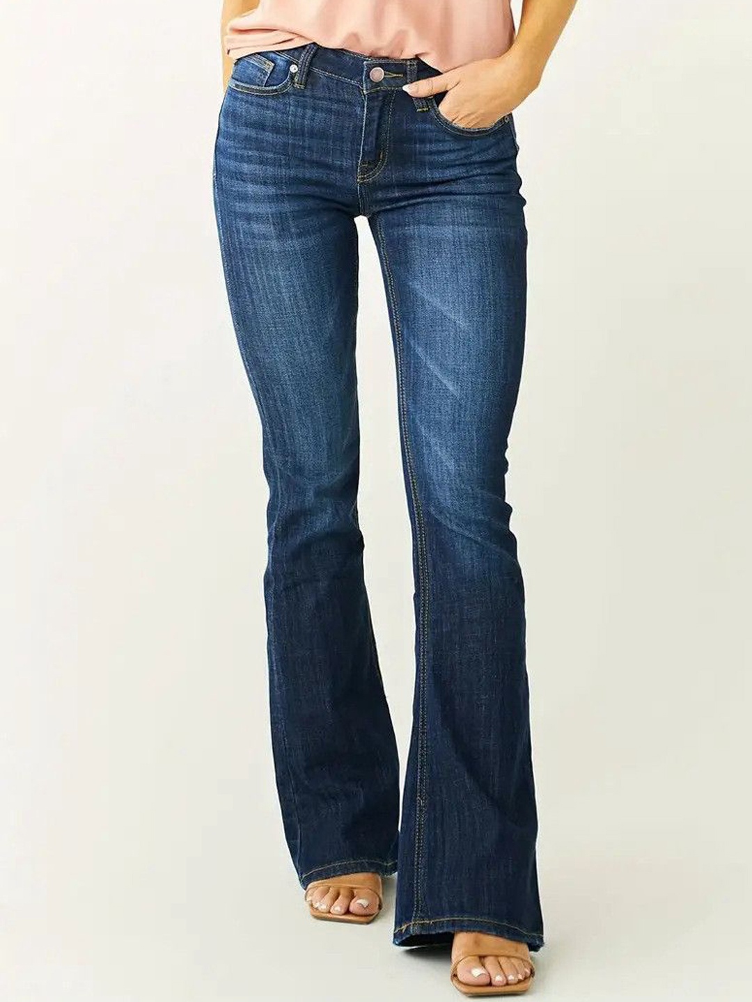 

The Roadster Lifestyle Co Women Cotton Slim-FitJeans, Navy blue