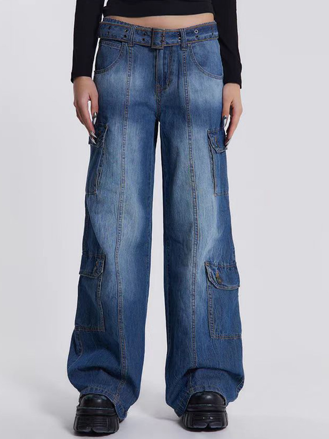 

The Roadster Lifestyle Co Women Cotton Wide Leg Mid-Rise Stretchable Jeans, Blue
