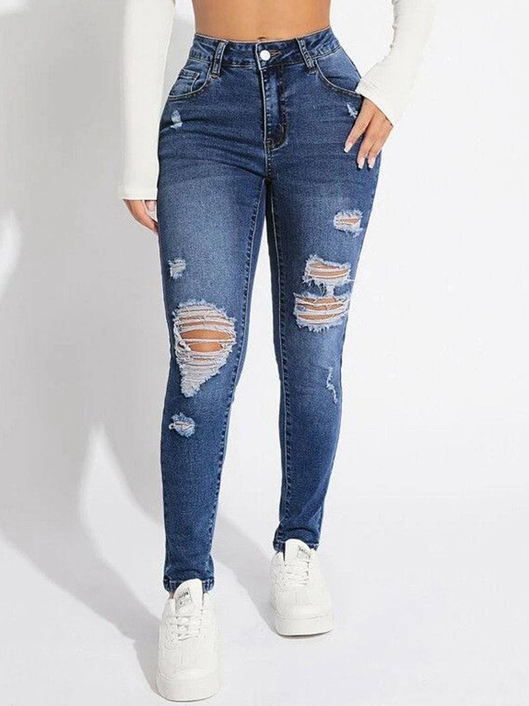 

The Roadster Lifestyle Co Women Cotton Slim-Fit Jeans, Navy blue