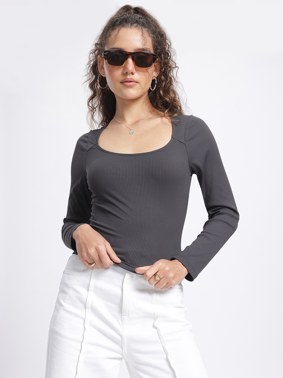 

glitchez Ribbed Edge Scoop Neck Fitted Top, Charcoal