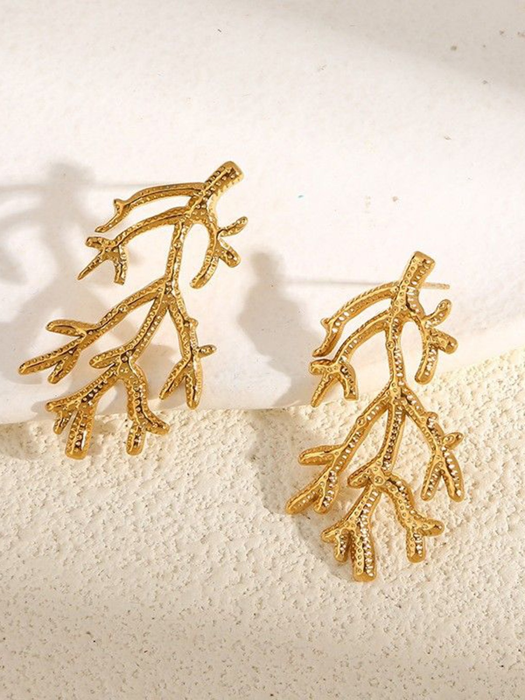 

DIVASTRI Leaf Shaped Studs Earrings, Gold