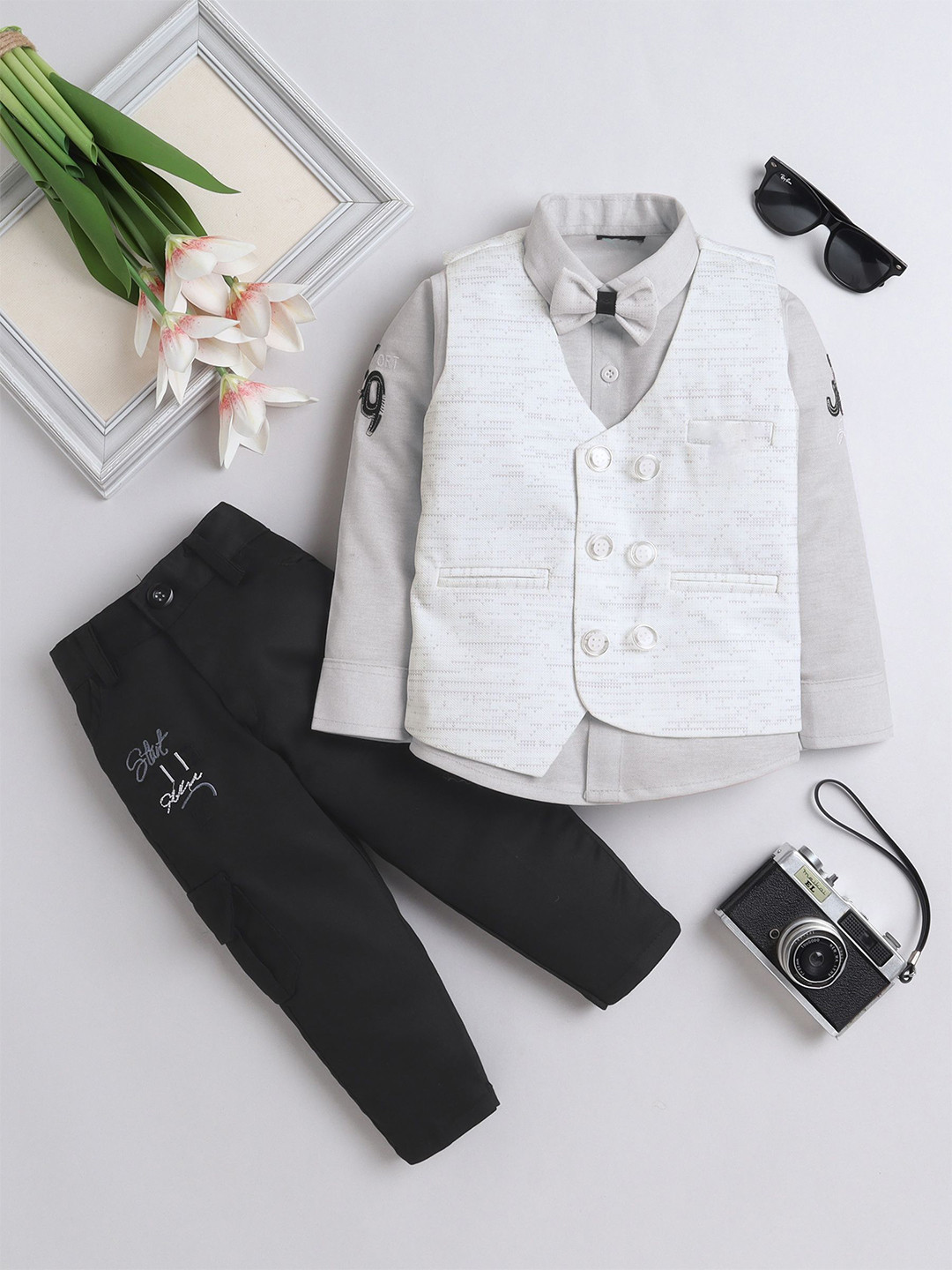 

FOURFOLDS Boys 3 Piece Party Suit, Grey