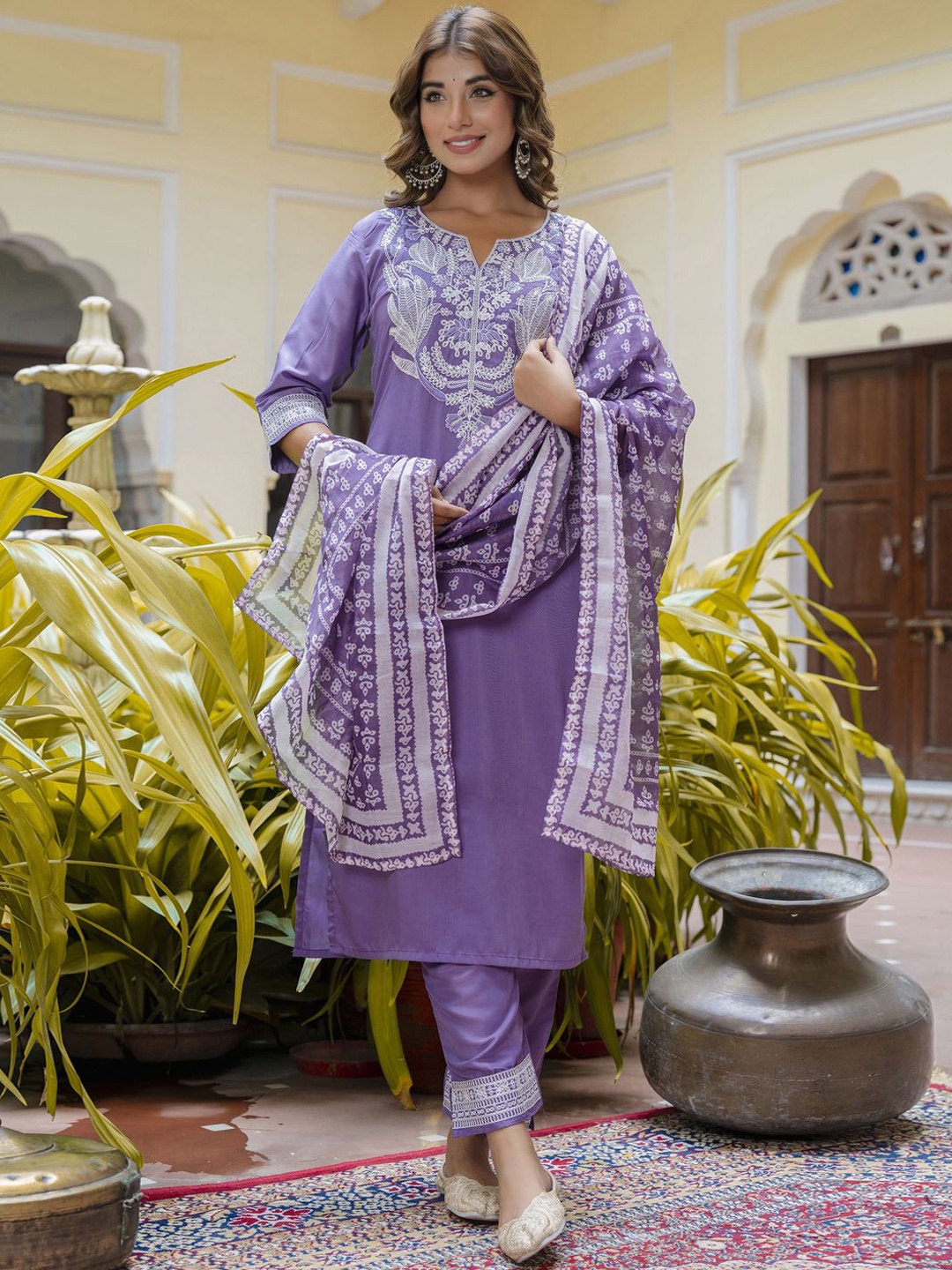 

VredeVogel Women Floral Embroidered Regular Kurta with Trousers & With Dupatta, Purple