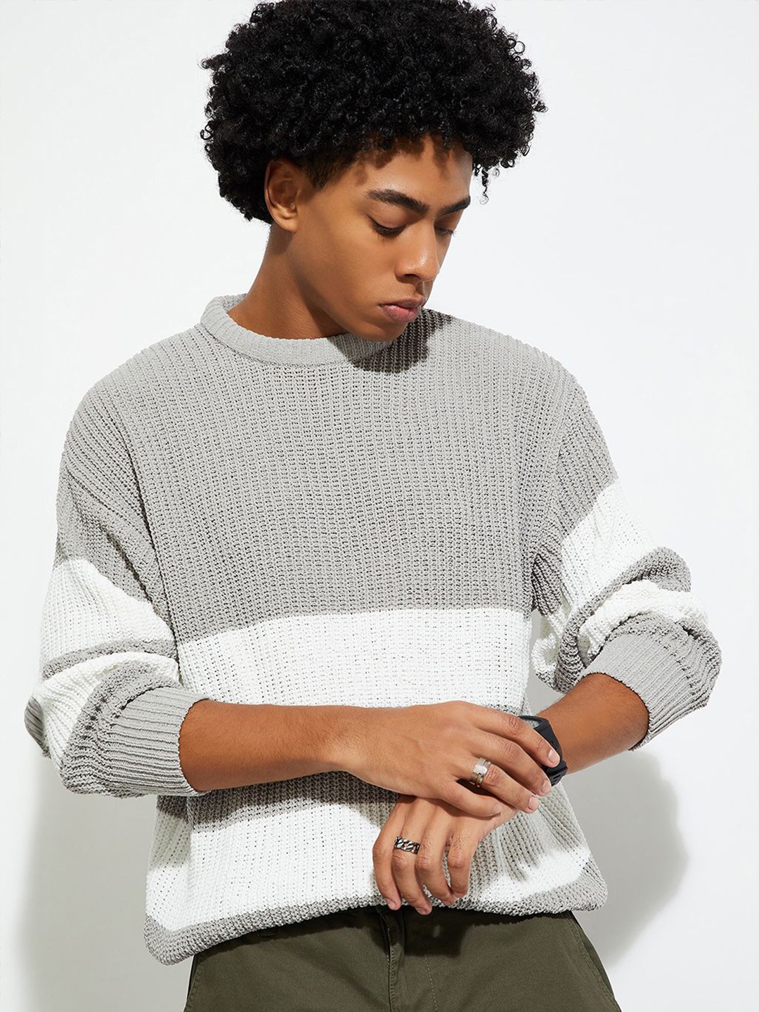 

MAX URB_N Men Oversized Striped Sweater, Grey