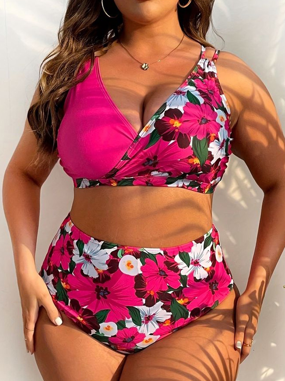 

LULU & SKY Women Plus Size 2pc Printed V-Neck Swim Bikini Set, Pink
