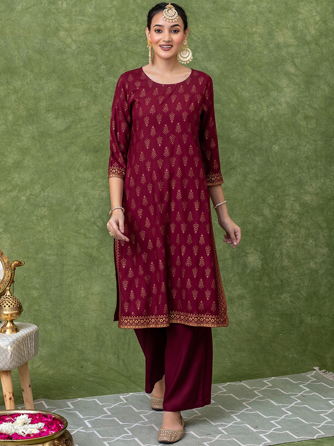 

HERE&NOW Women Floral Printed Summer Sheers Kurta, Maroon