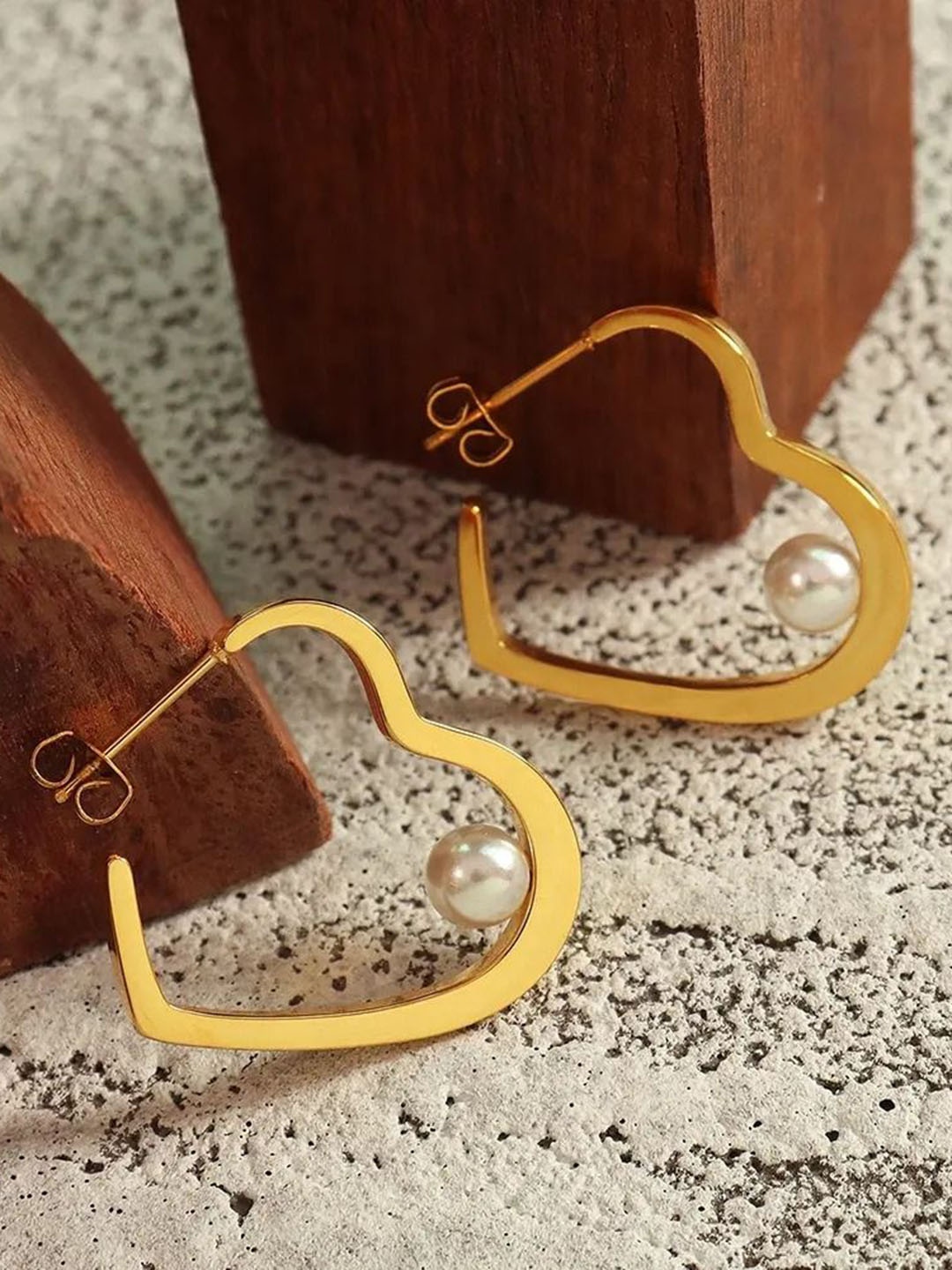 

MEENAZ Heart Shaped Drop Earrings, Gold