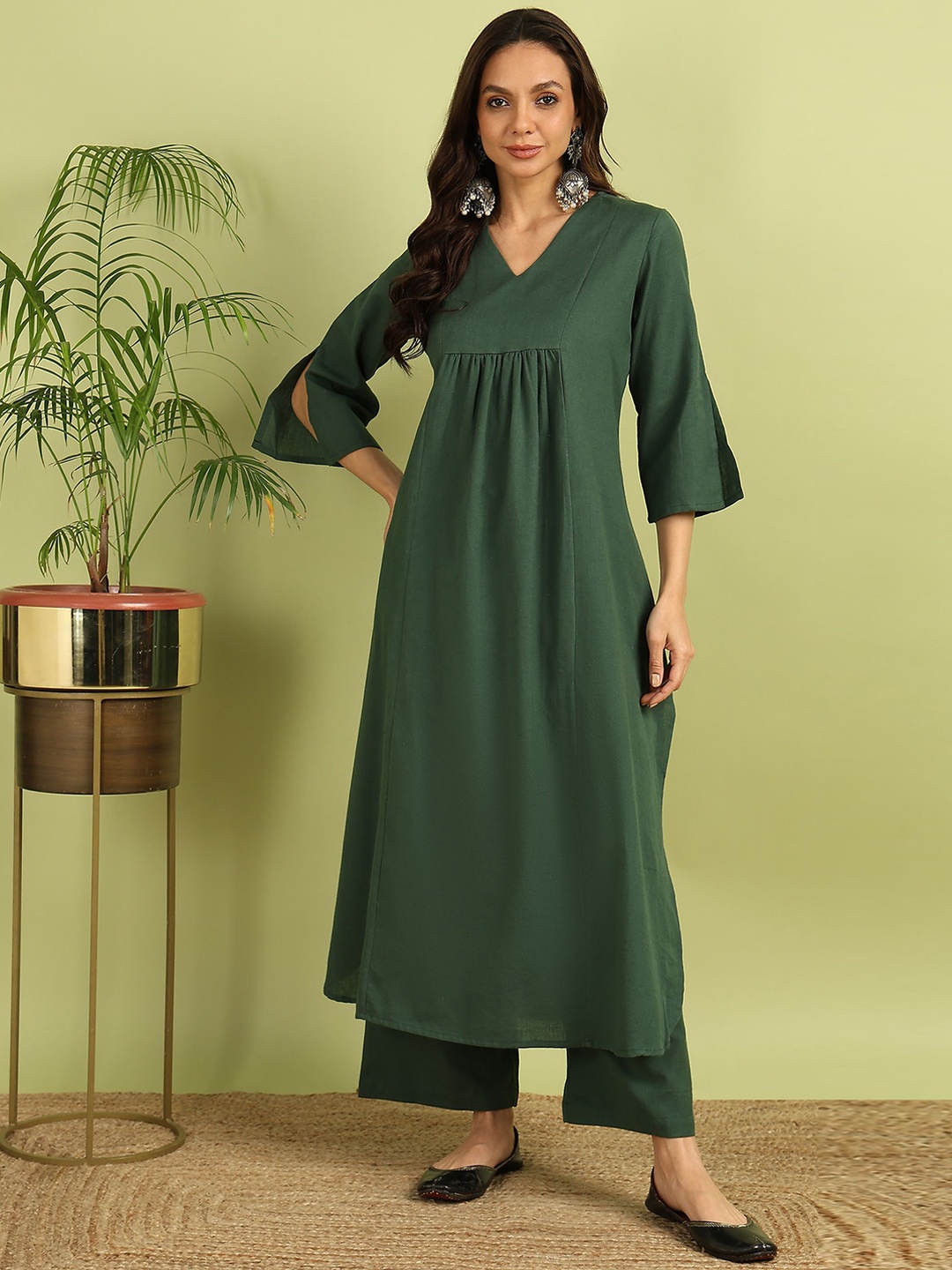 

HERE&NOW Women Regular Kurta with Palazzos, Green