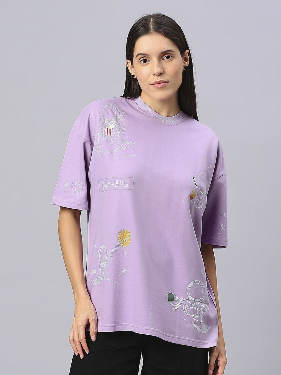 

HOUSE OF RS Women Astronaut in the Ocean Oversized Printed T-shirt, Purple