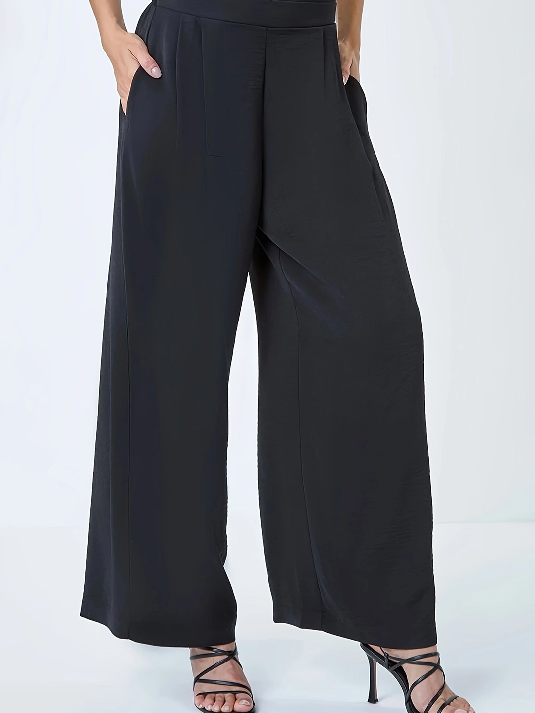 

LULU & SKY Women Loose Fit High-Rise Parallel Trousers, Black