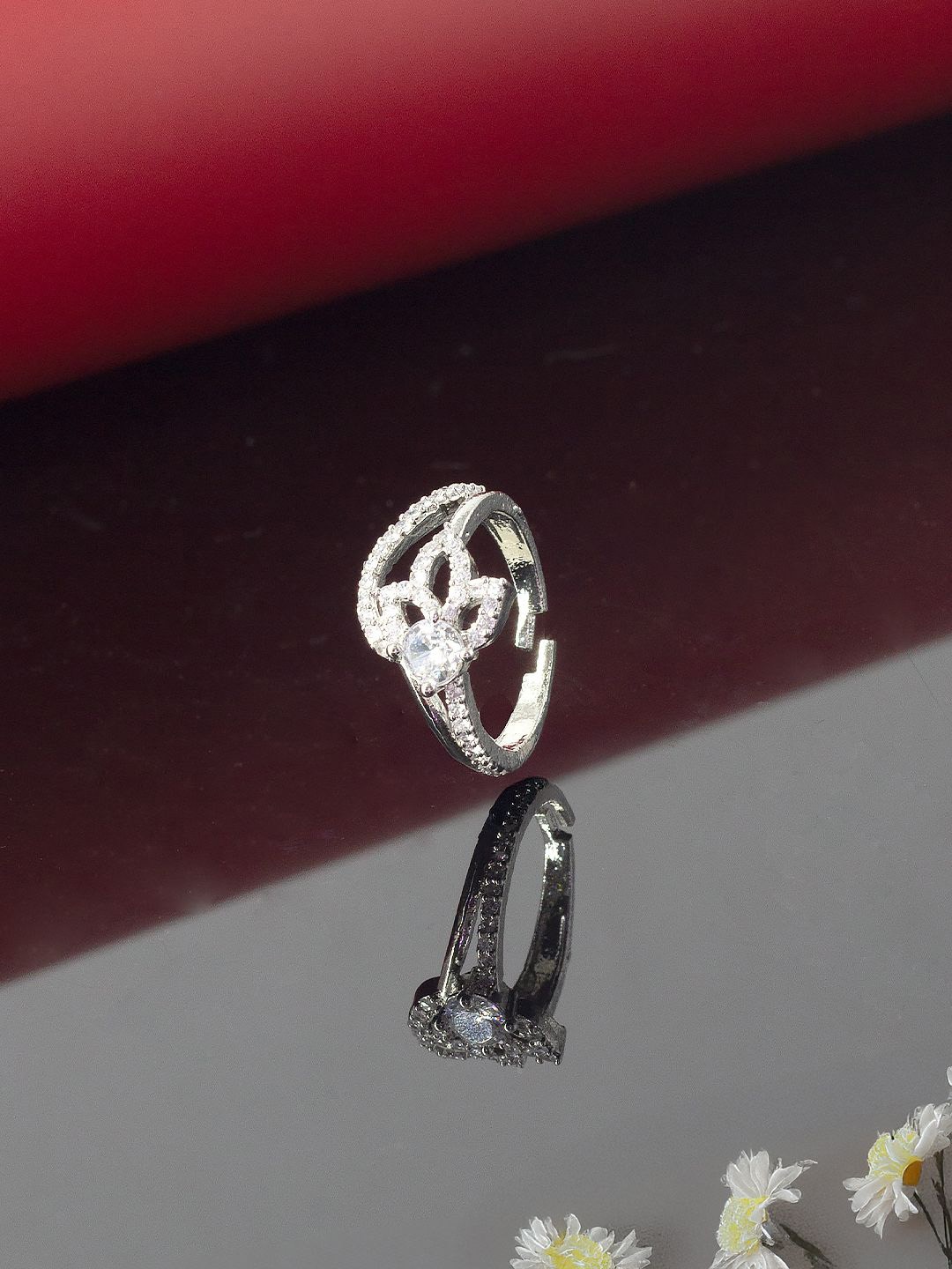 

PRIVIU Rhodium Plated Floral American Diamond Adjustable Finger Ring, Silver