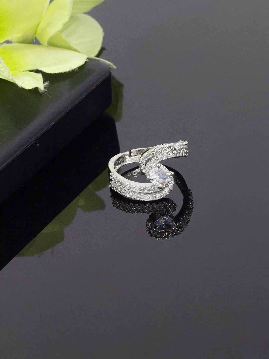 

PRIVIU Rhodium-Plated AD Studded Adjustable Ring, Silver