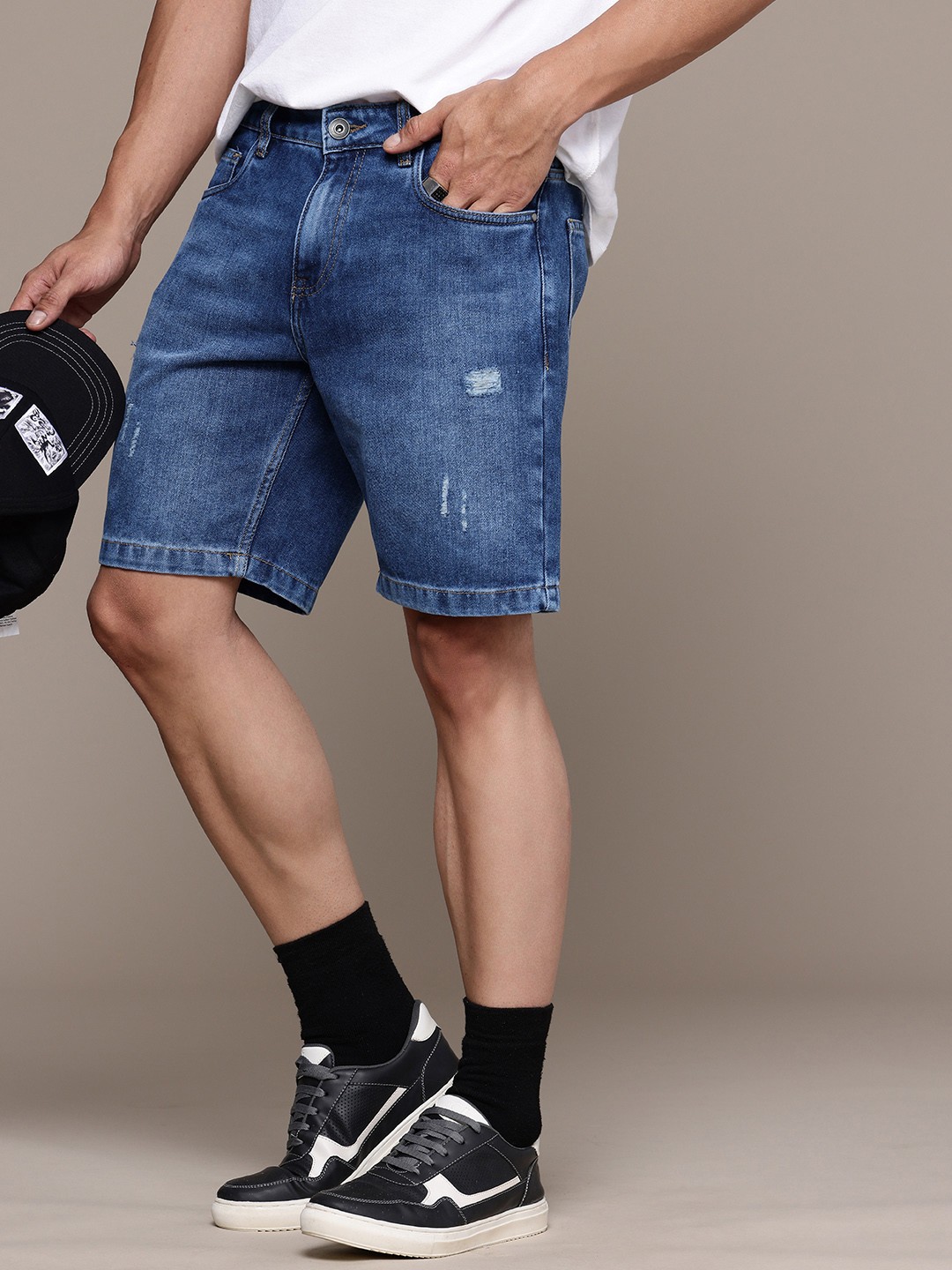 

The Roadster Life Co. Men Pure Cotton Denim Shorts, Blue