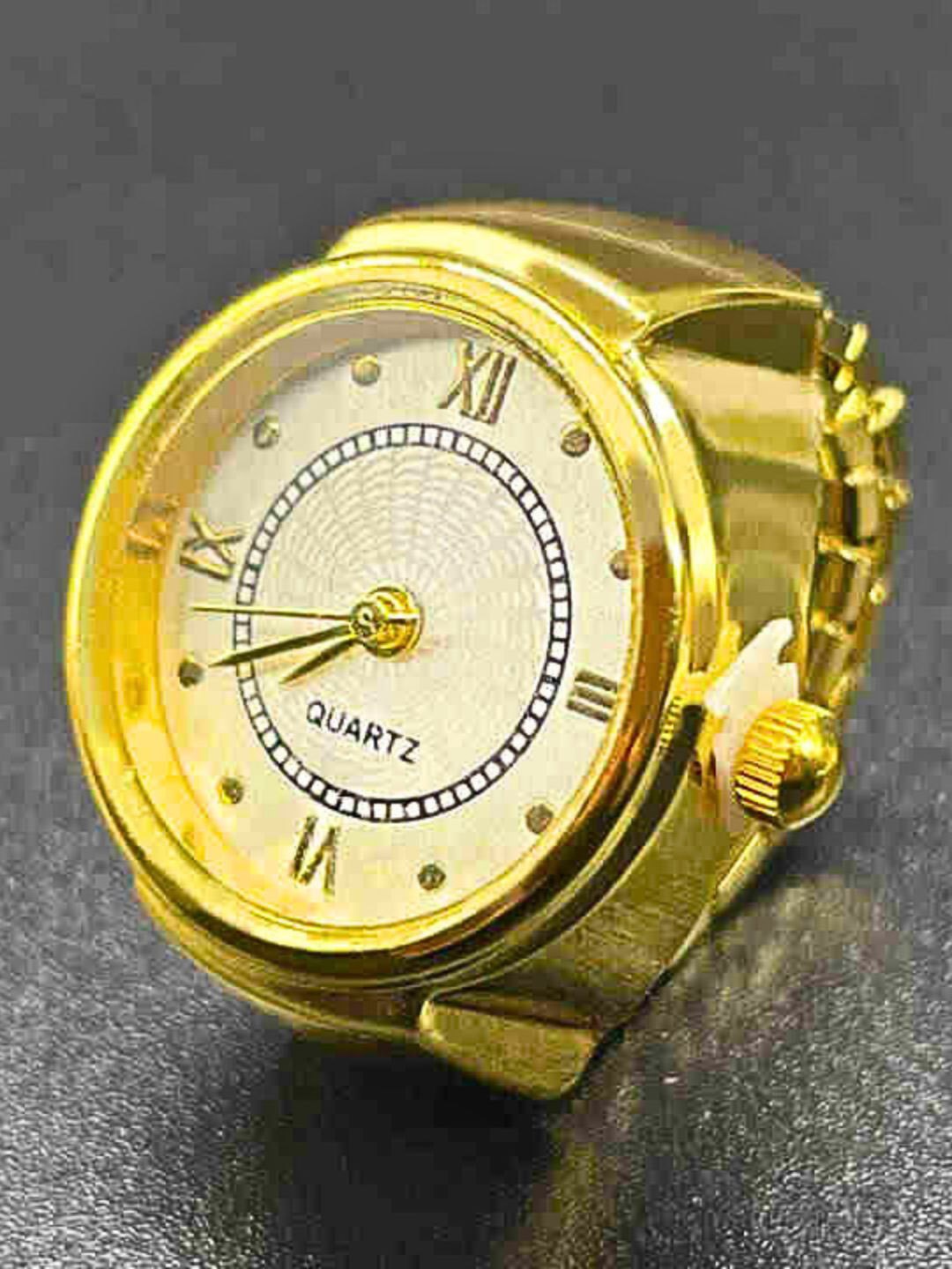 

DressBerry Gold-Plated Dial Stretchable Analogue Watch Finger Ring