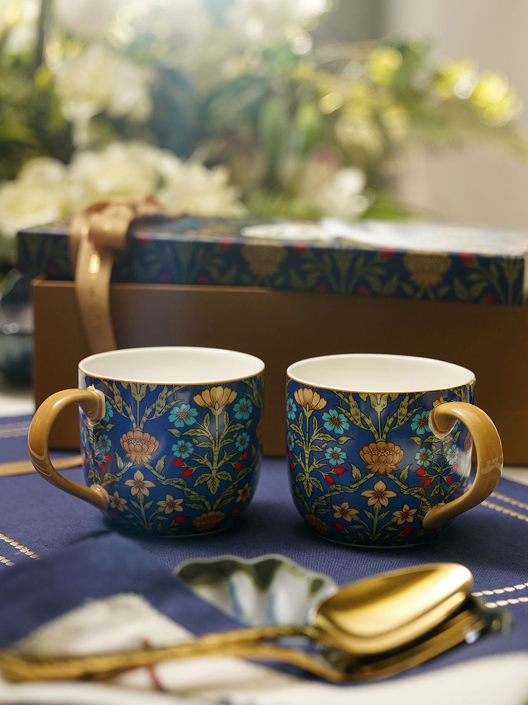 

Pure Home and Living 2-Pcs Blue & Red Floral Pattern Coffee Mugs