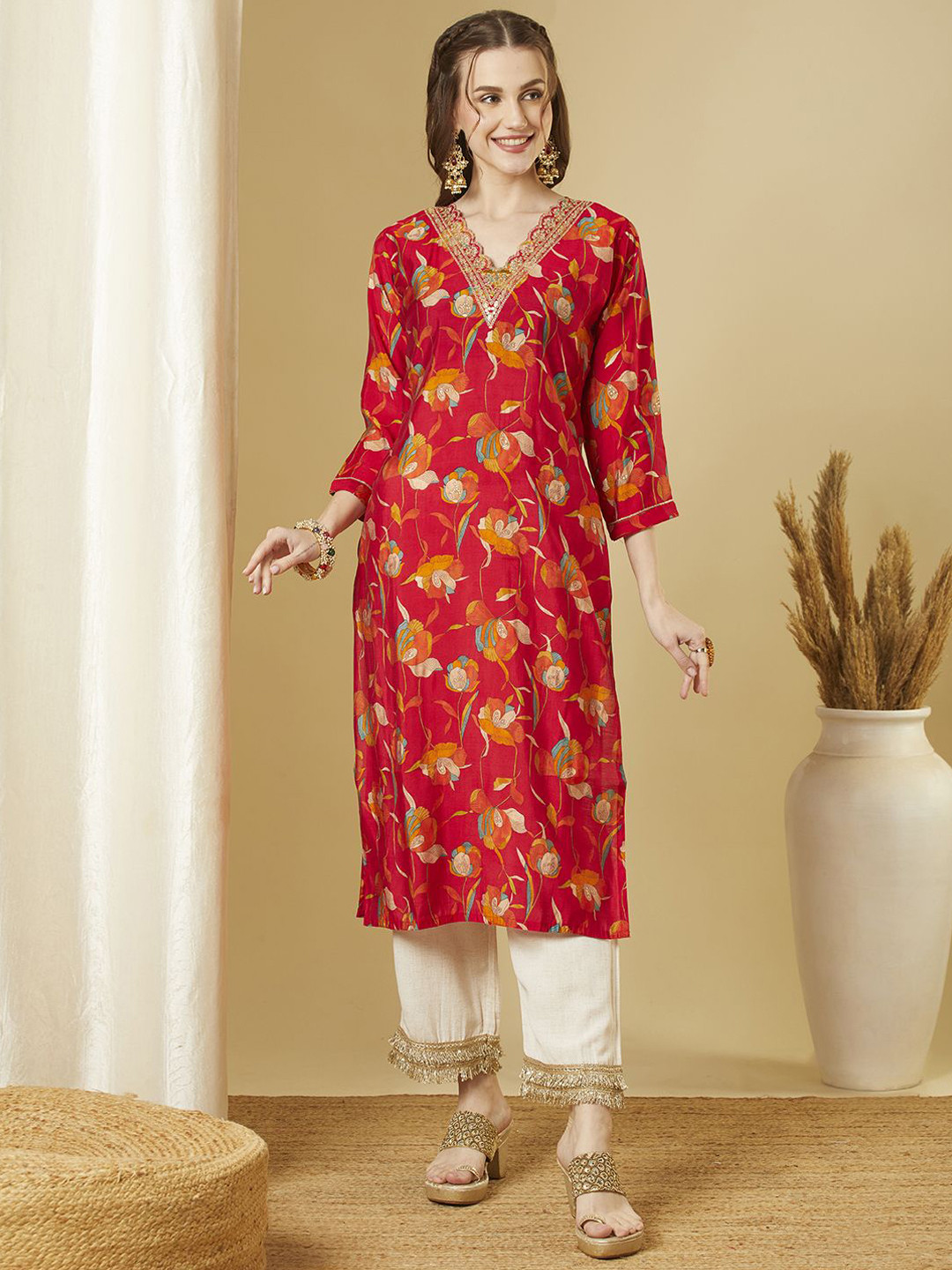 

FASHOR Women Floral Printed Sequinned Kurta, Red