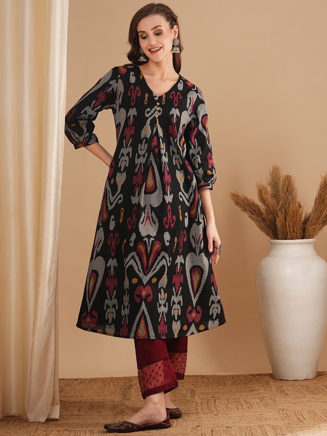

FASHOR Women Ethnic Motifs Printed Kurta, Black