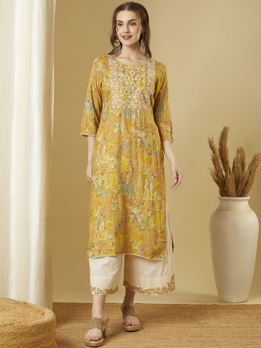 

FASHOR Women Printed Sequinned Kurta, Yellow