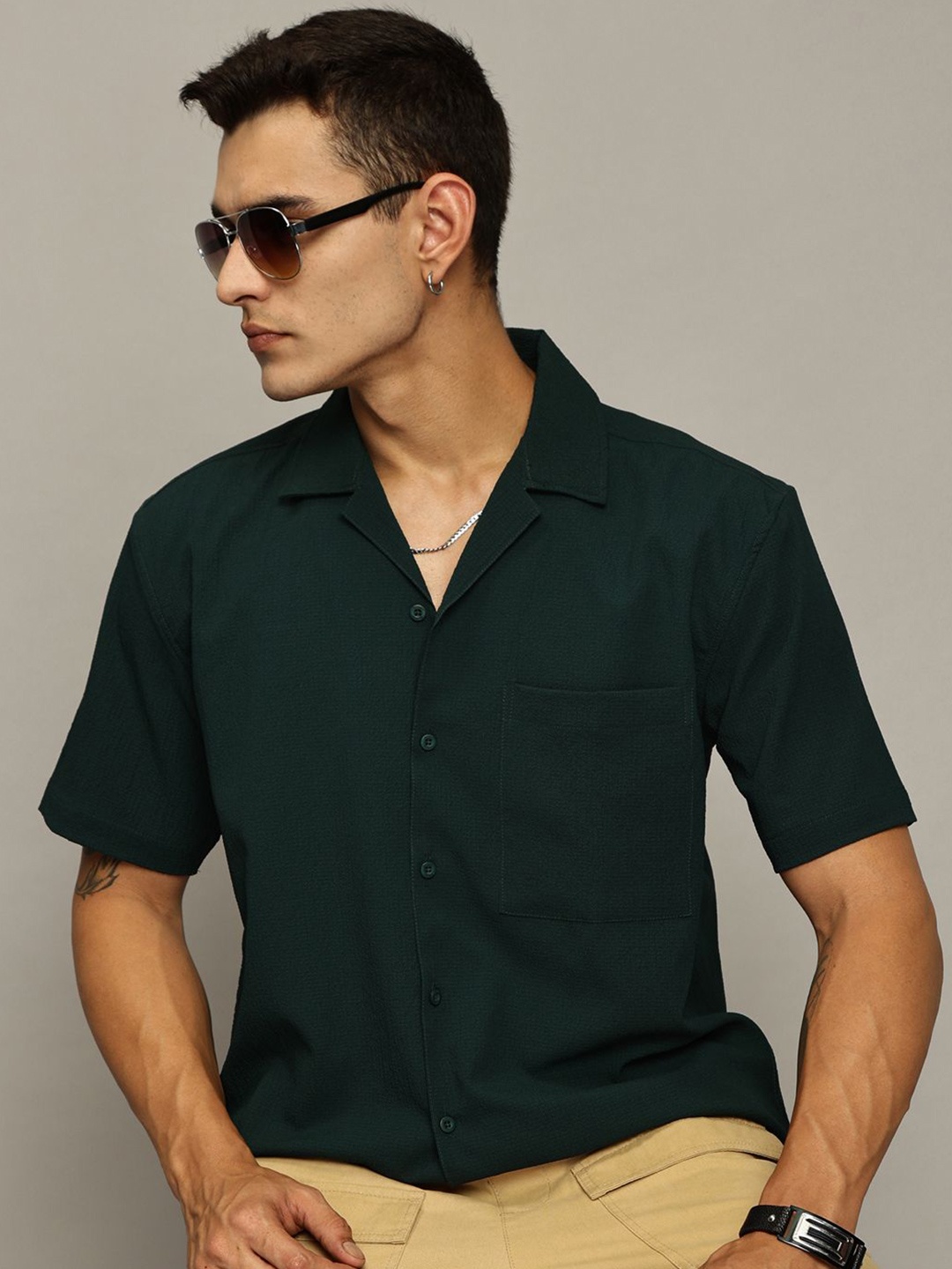 

The Roadster Lifestyle Co. Men Premium Cuban Collar Solid Casual Shirt, Olive