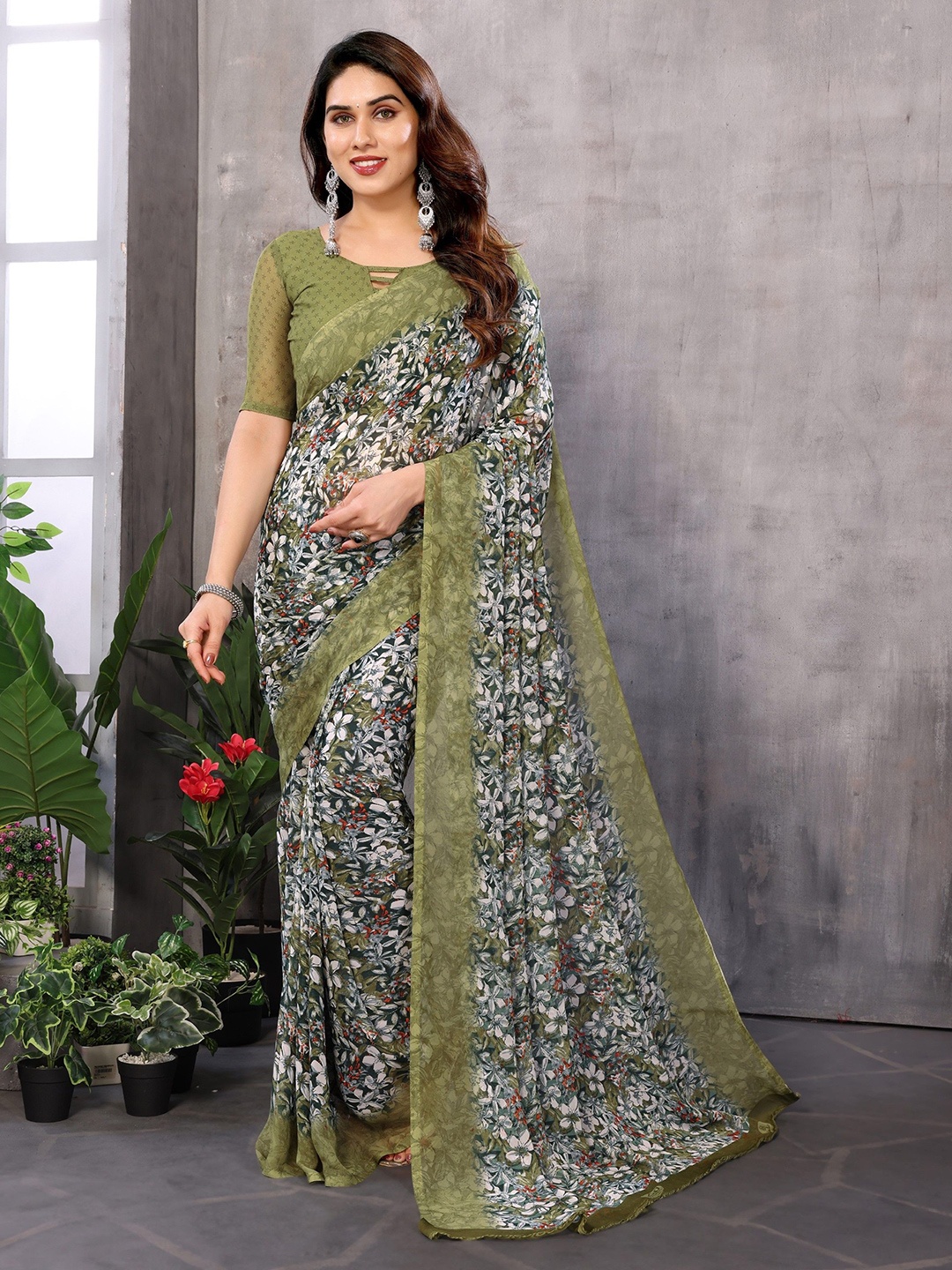 

Ambuja International Floral Printed Pure Georgette Saree, Green