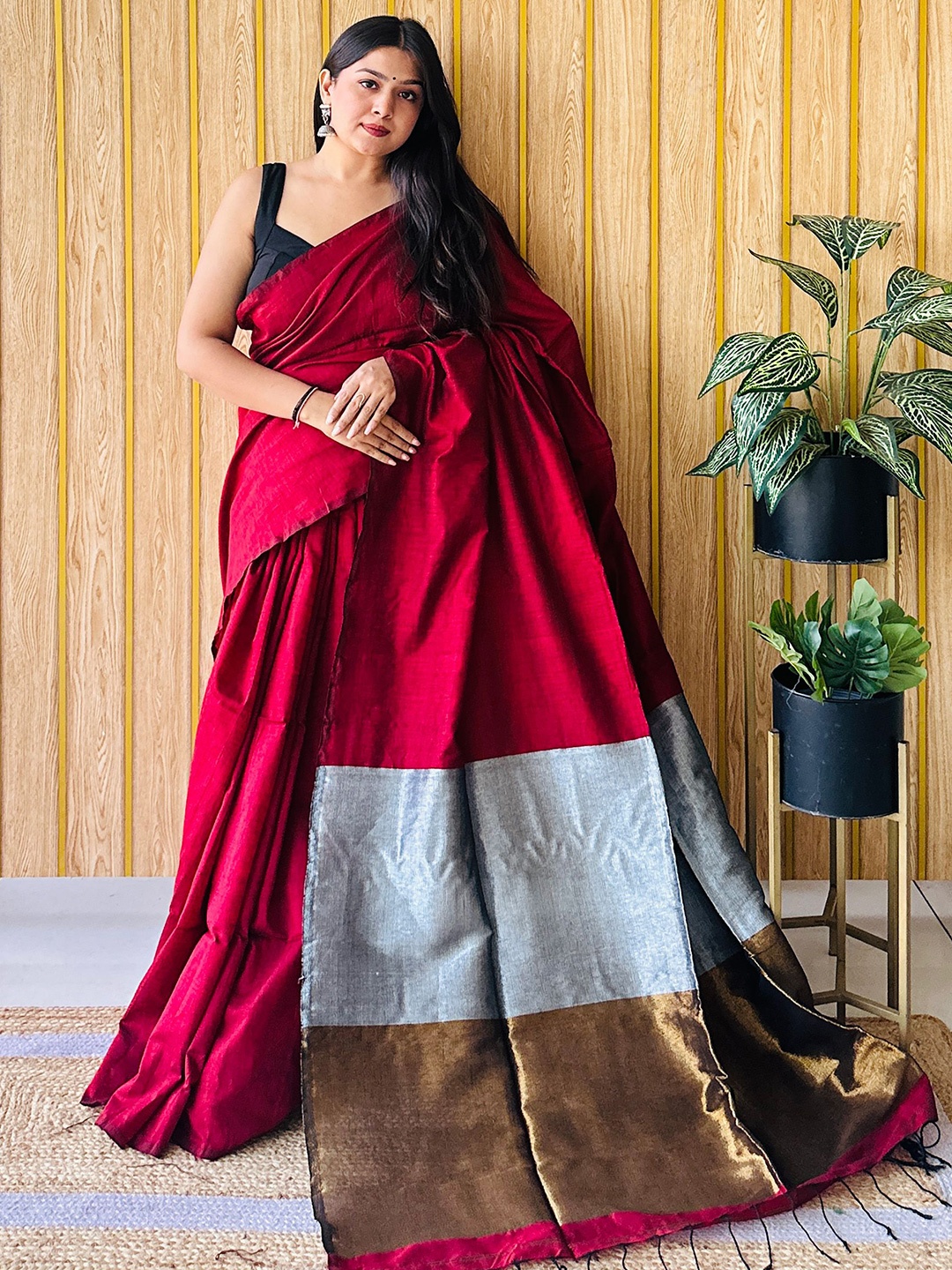 

Anouk Colourblocked Pure Cotton Saree, Maroon