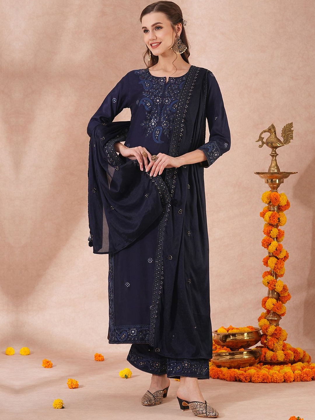 

FASHOR Women Ethnic Motifs Embroidered Panelled Sequinned Kurta with Palazzos & With Dupatta, Blue