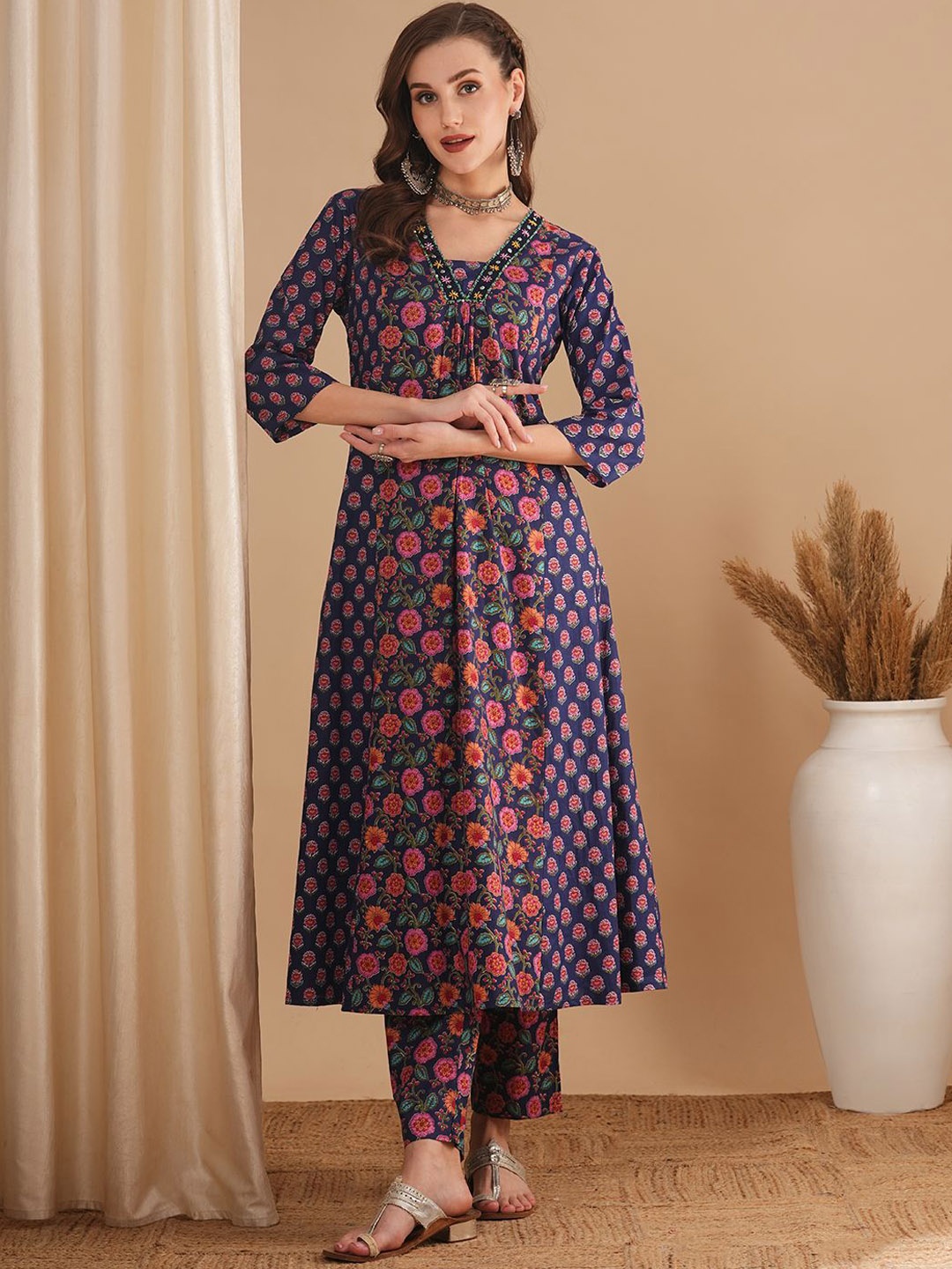 

FASHOR Women Ethnic Motifs Printed Regular Sequinned Pure Cotton Kurta with Trousers, Purple