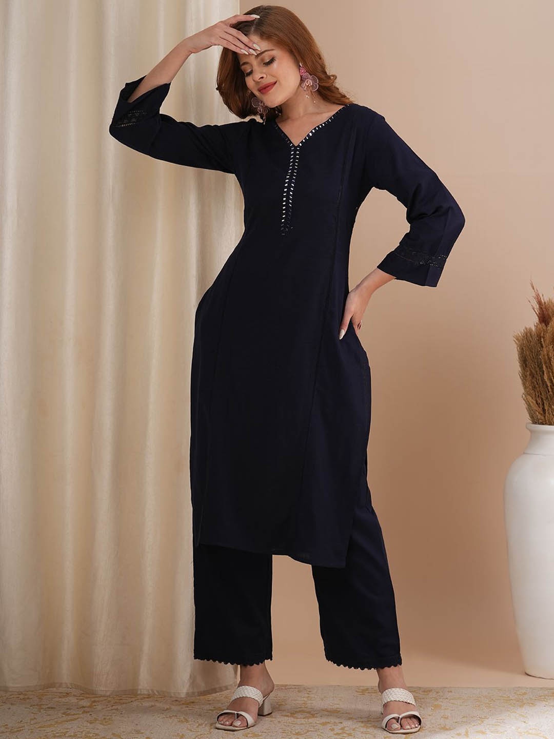

FASHOR Embellished Kurta With Trousers Co-Ords, Navy blue