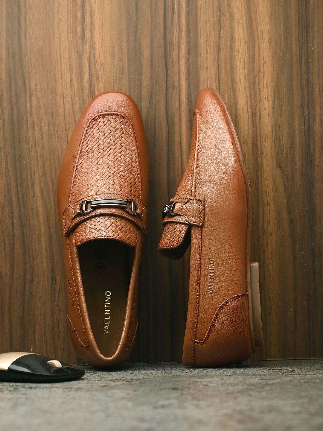 

Valentino Men Textured Leather Loafers, Tan