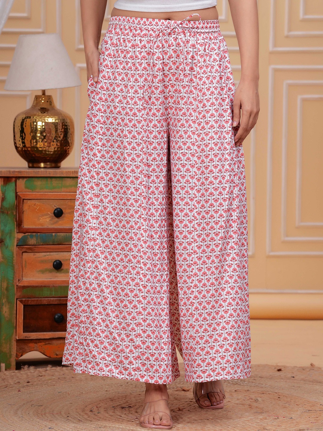 

Meeranshi Women Floral Printed Flared Palazzo, White