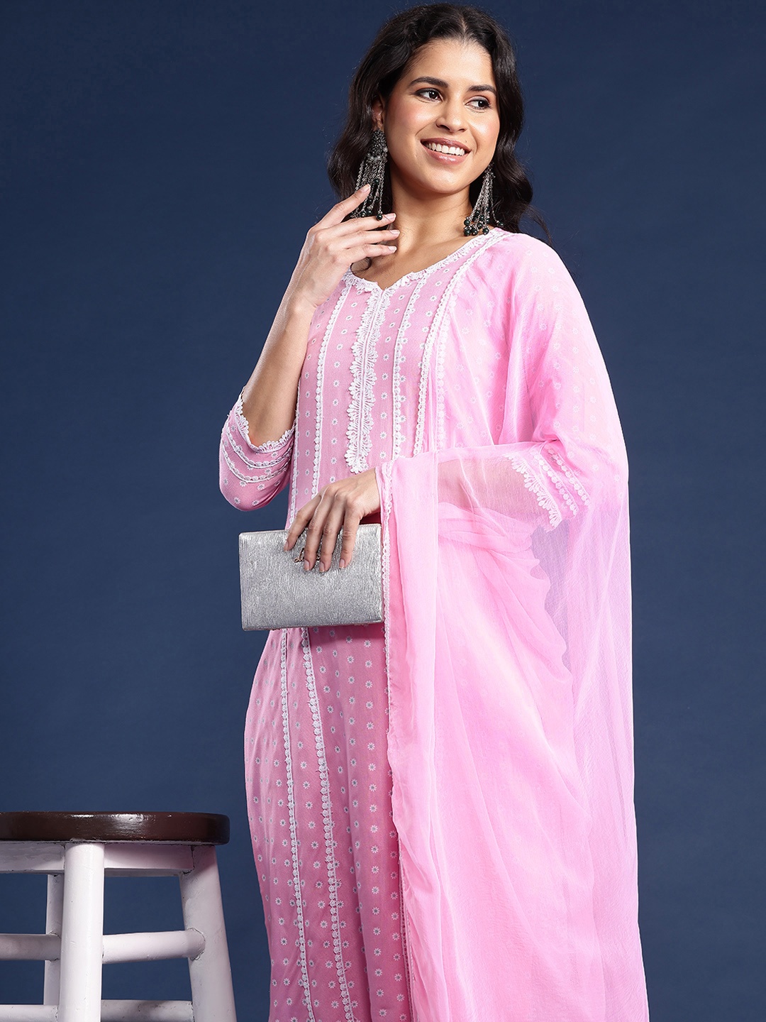 

SINGNI Ethnic Motifs Printed Kurta with Trousers & With Dupatta, Pink