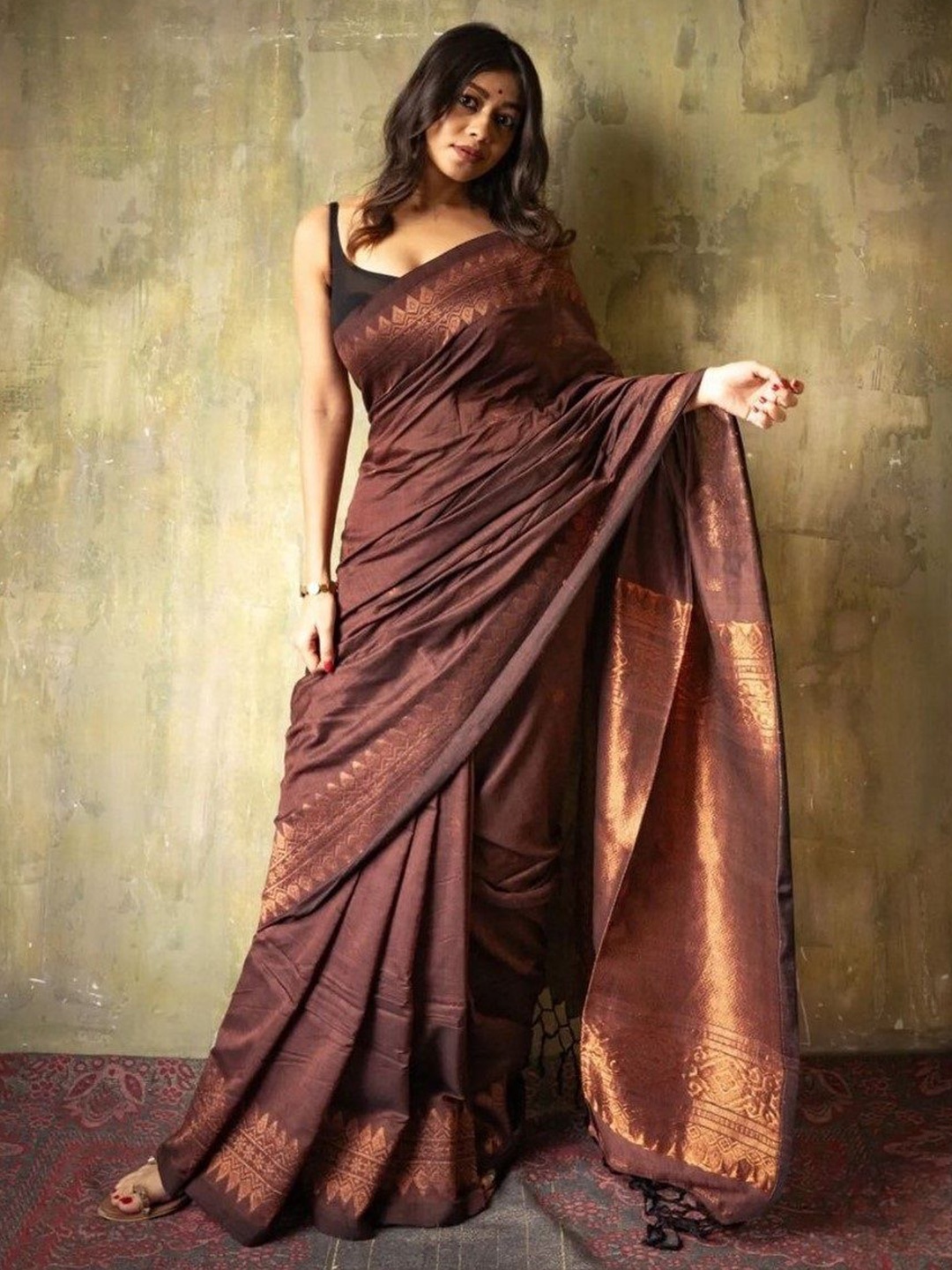 

KALINI Woven Design Zari Banarasi Saree, Brown