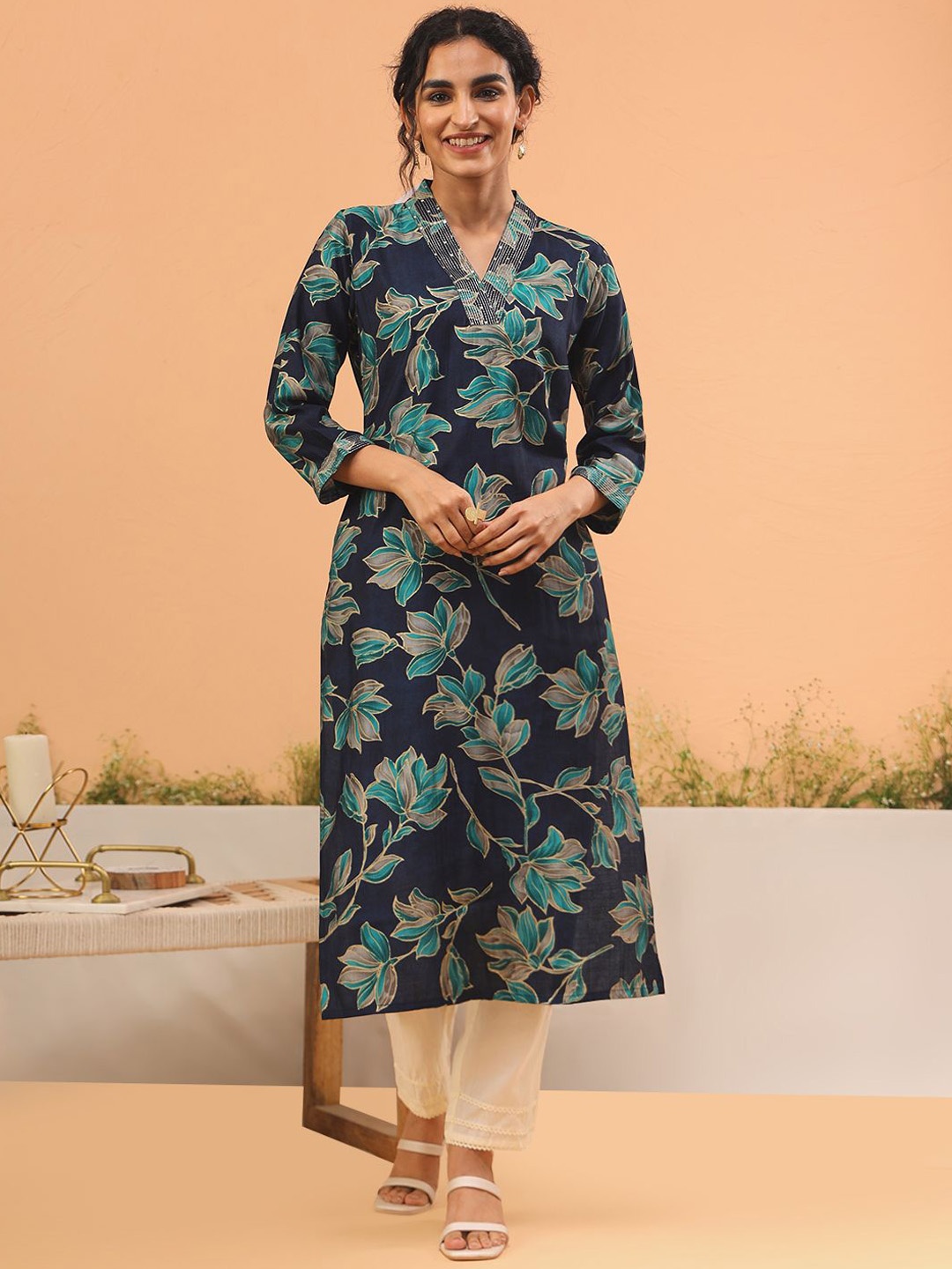 

ARAVALII Women Printed Kurta, Navy blue