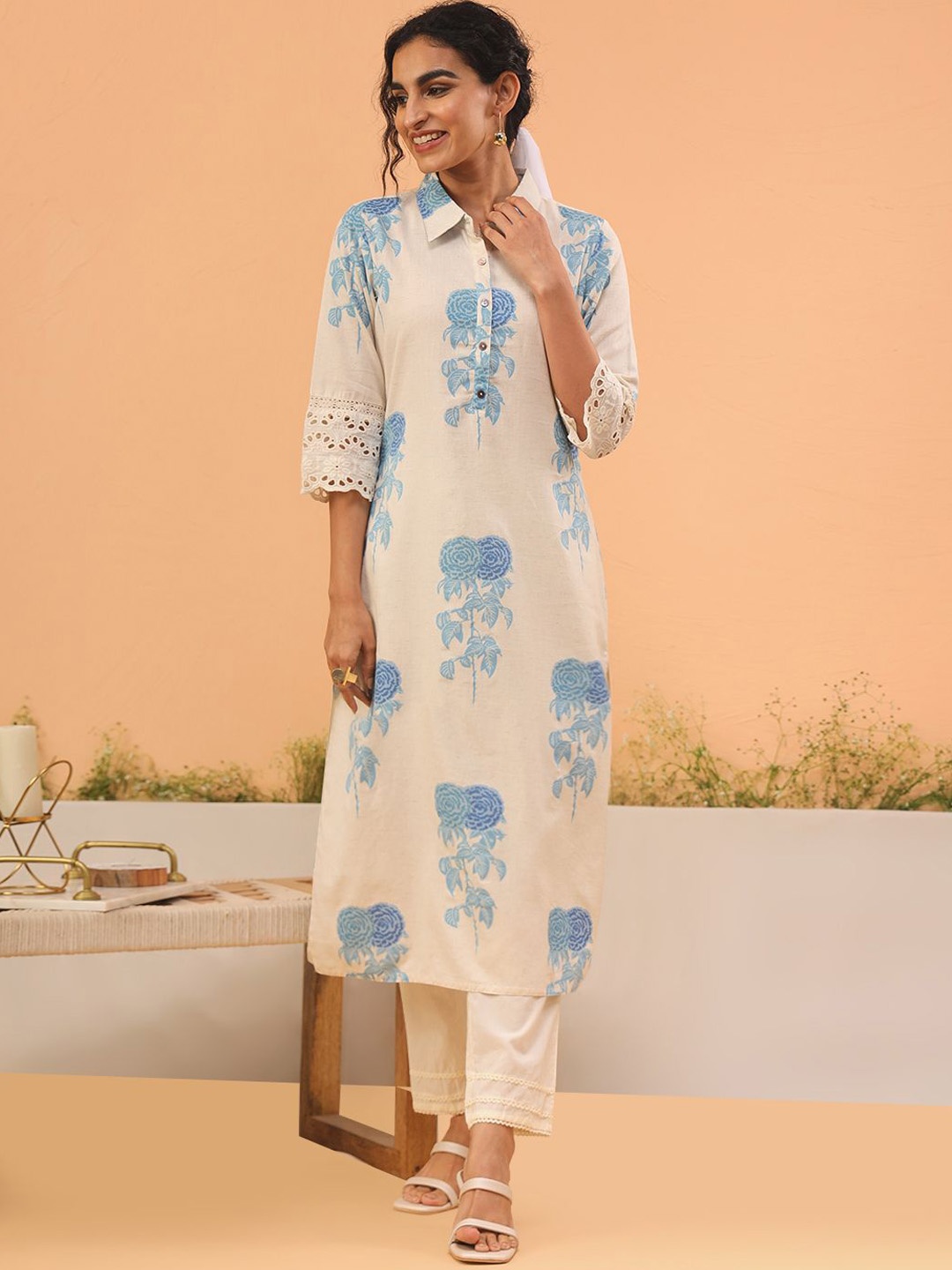 

ARAVALII Women Floral Printed Kurta, Beige