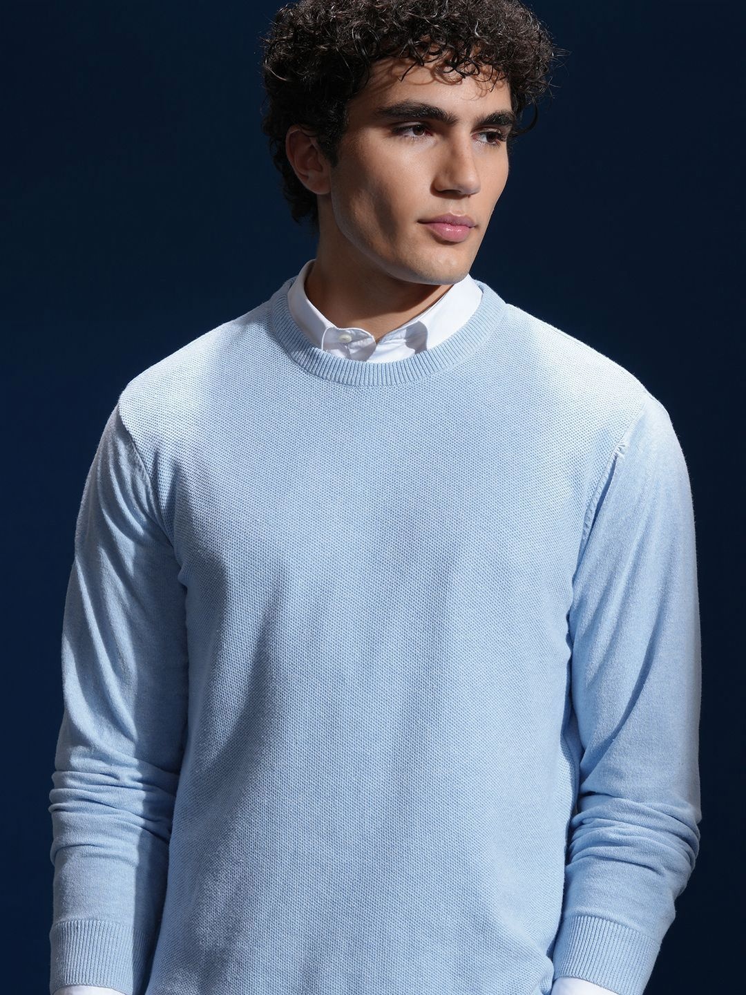 

HIGHLANDER Men Solid Round Neck Sweatshirt, Blue