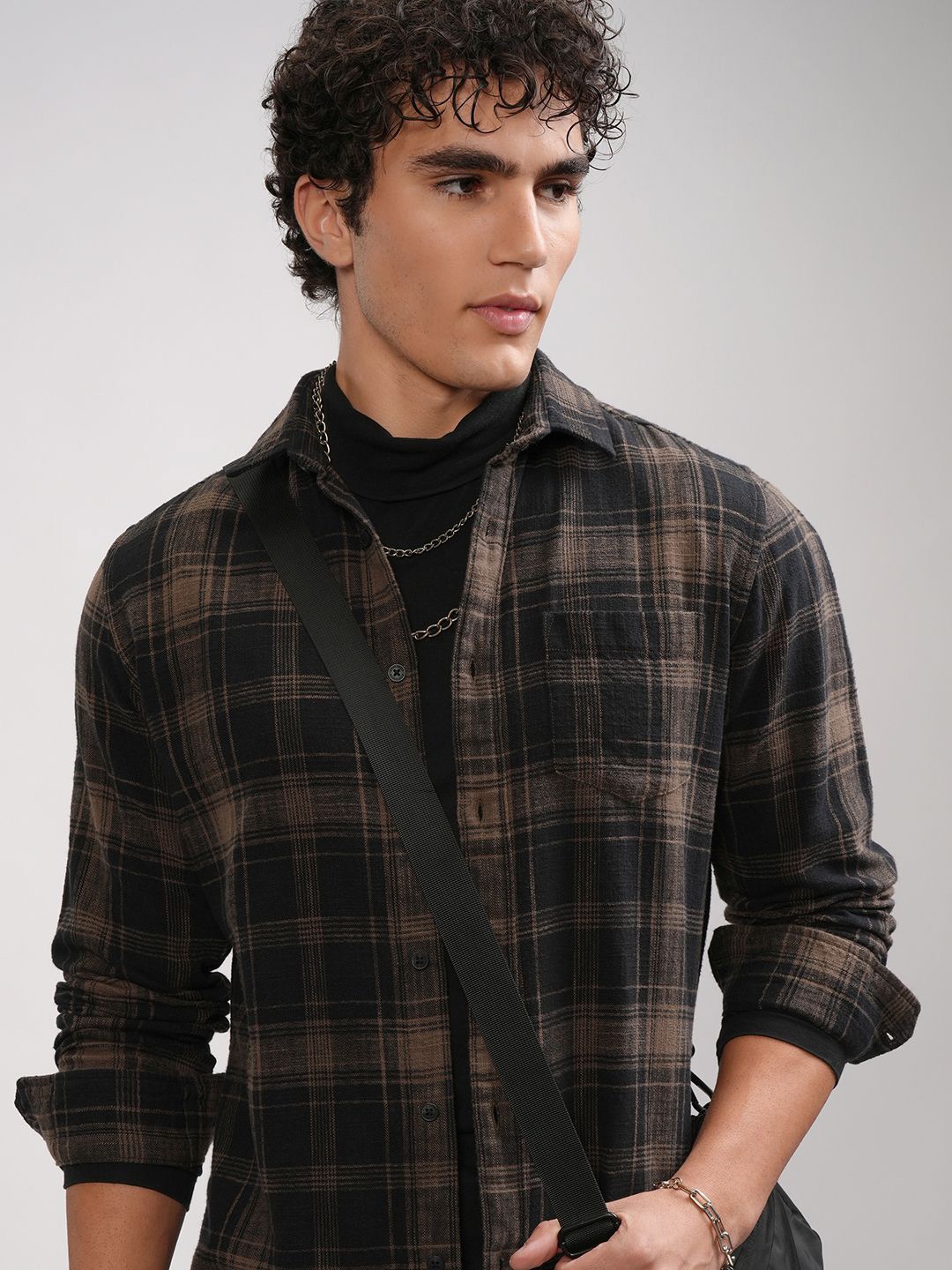 

HIGHLANDER Men Checked Casual Shirt, Brown