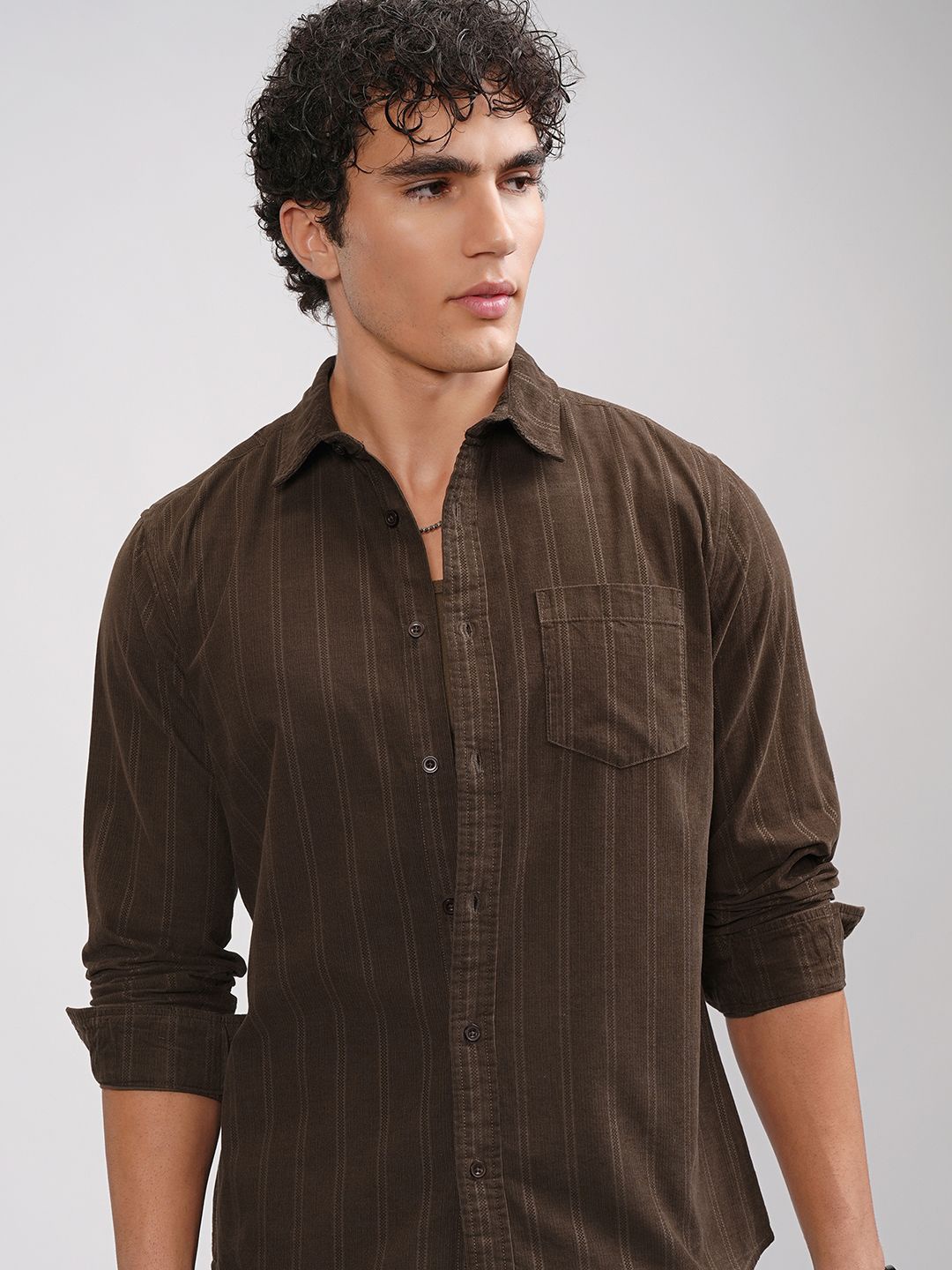 

HIGHLANDER Men uroy Textured Striped Casual Shirt, Khaki