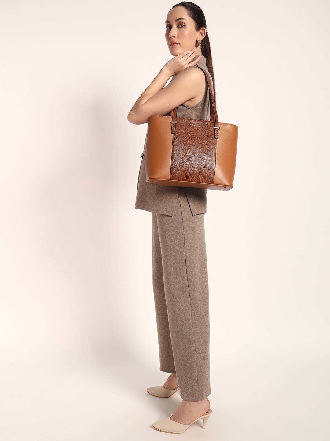 

THE GUSTO Women Textured Structured Leather Shoulder Bag, Brown