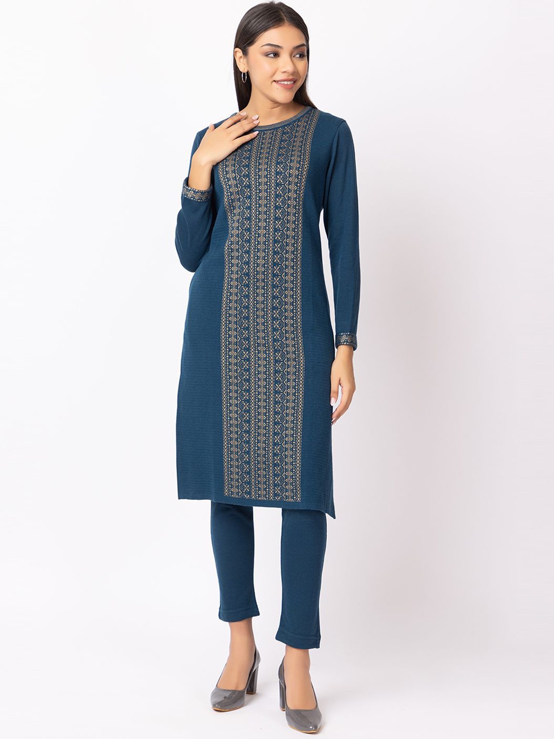 

Anouk Women Ethnic Motifs Printed Regular Kurta with Trousers, Blue